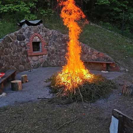 Wedzarnia Pod Lasem - Pokoje Mrągowo